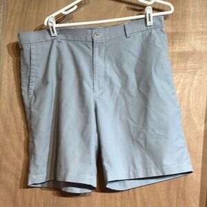 Peter Millar shorts 38 wicking